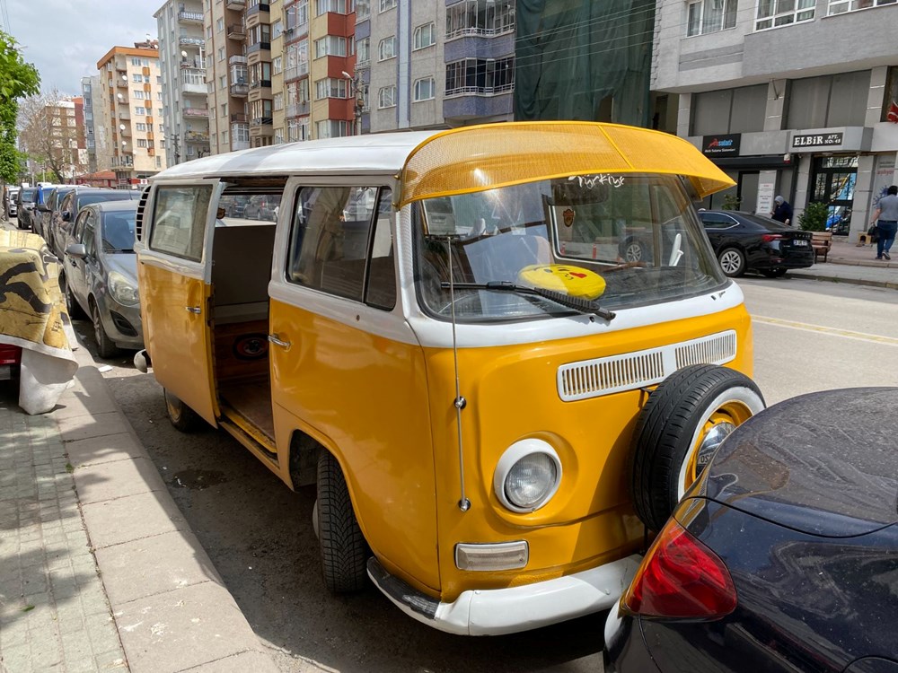 Zelzele sonrası Antakya'dan Eskişehir'e geldiği minibüsü karavana çevirdi 75 Y TWP7R2U02E027dF XLtg