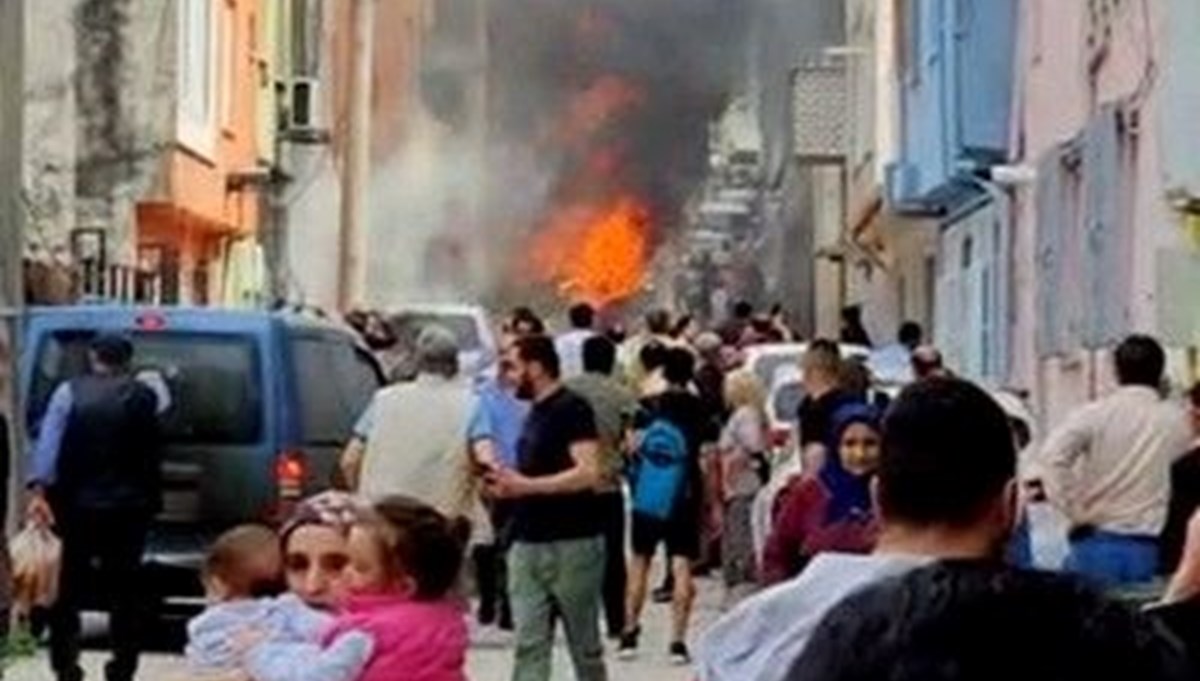Bursa’da evlerin arasına düşen uçak kazasında üç kişi kusurlu bulundu: “Arıza yazarsan uçak yatar, para kazanamazsın” Bursa’da evlerin arasına düşen uçak kazasında üç kişi kusurlu bulundu: “Arıza yazarsan uçak yatar, para kazanamazsın”