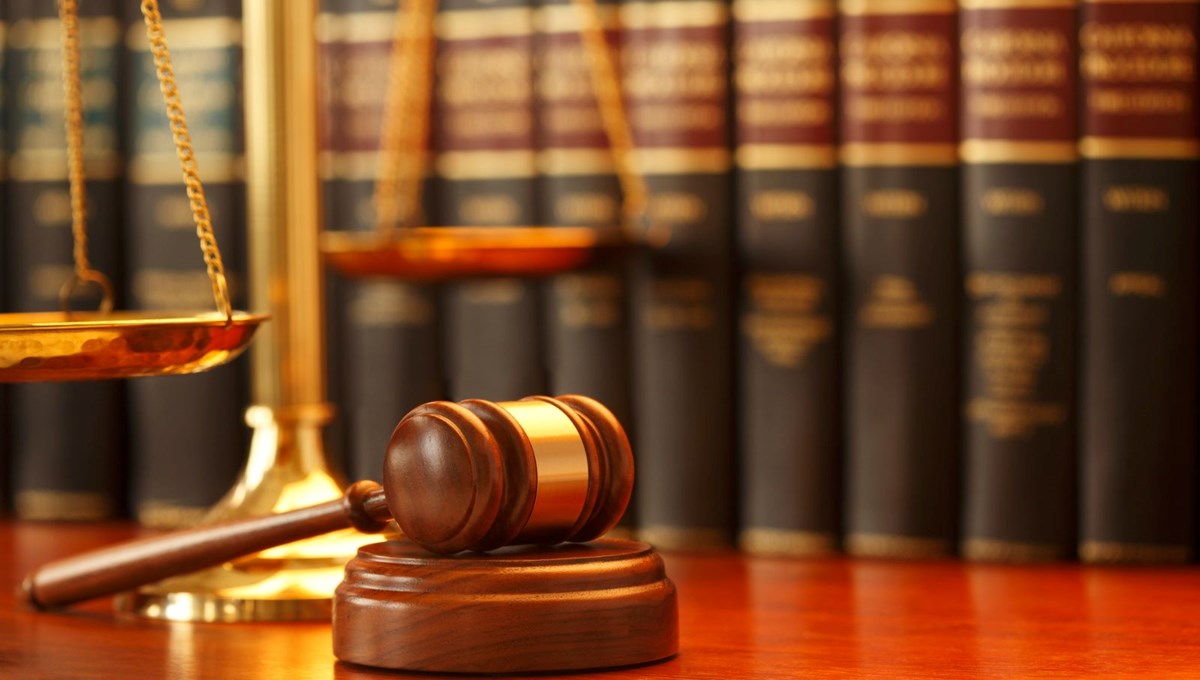 8. yargı paketi: Kadınlara soyadı kullanma hakkı, adli para cezalarında yeni limit, hapis cezasında infaz değişikliği 8. yargı paketi: Kadınlara soyadı kullanma hakkı, adli para cezalarında yeni limit, hapis cezasında infaz değişikliği
