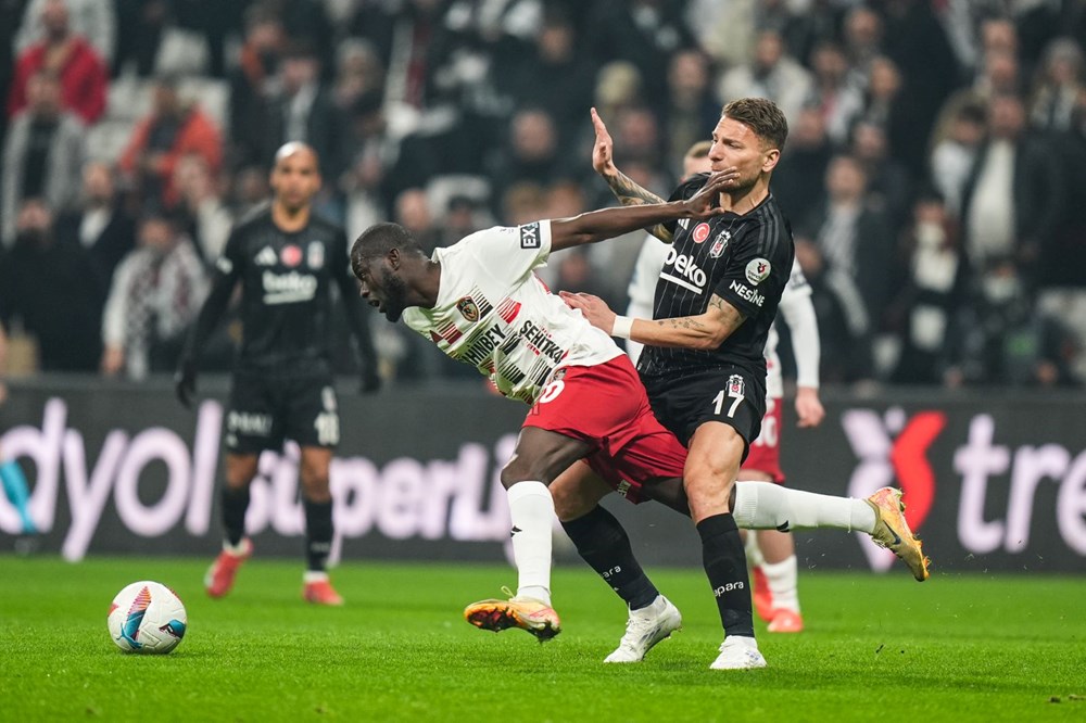 Beşiktaş'ın Kâbusu: Gaziantep FK, Dolmabahçe'de Şok Bir Geri Dönüşle Zaferi Çaldı! 74 YaZCAmgIhU2 PTm enY