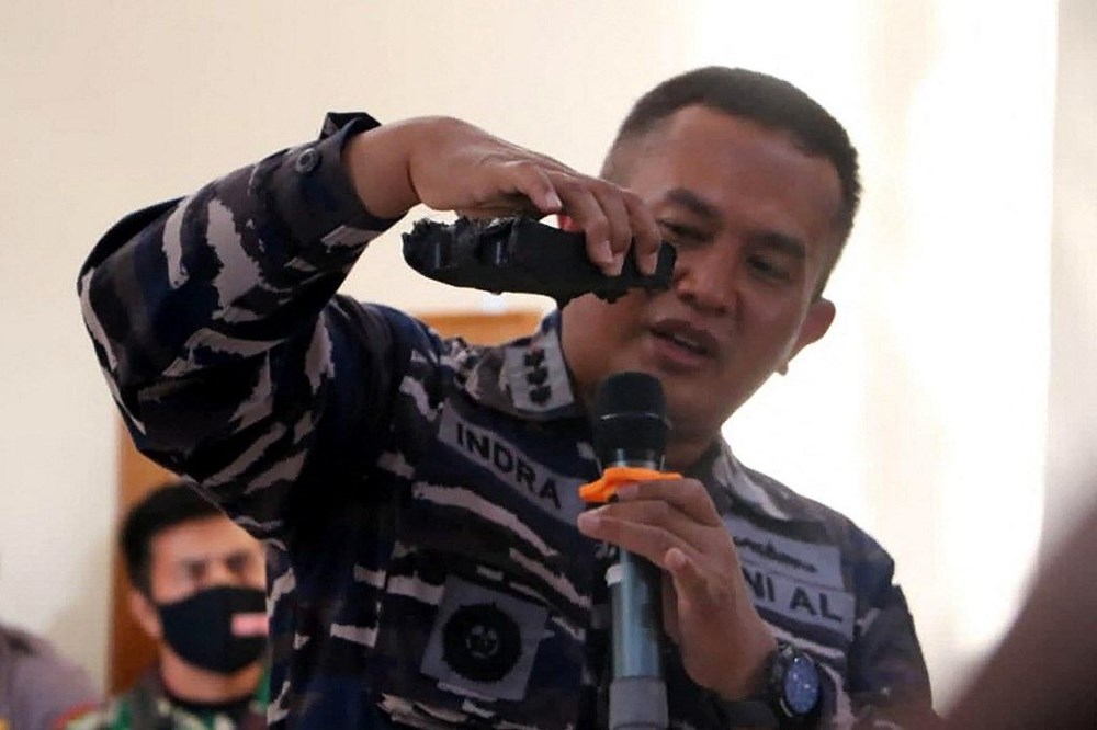 Missing submarine wreck fragments found in Indonesia - 9