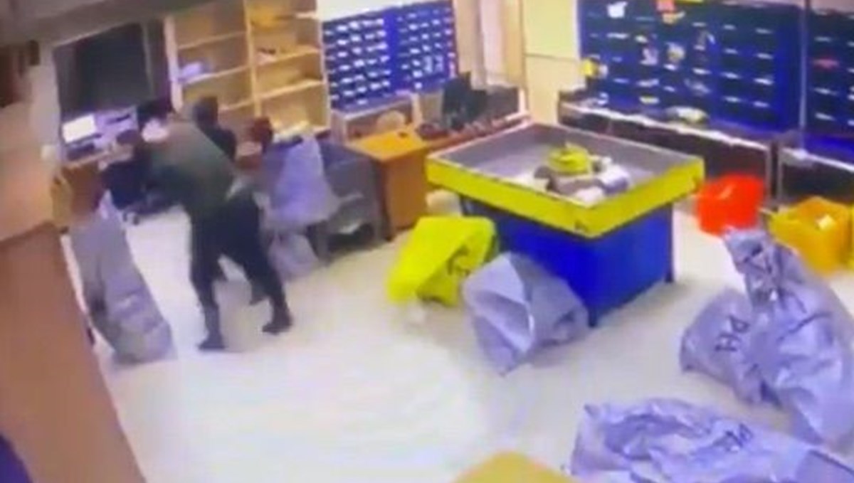 PTT çalışanlarının katil zanlısındanşeker krizi savunması PTT çalışanlarının katil zanlısındanşeker krizi savunması