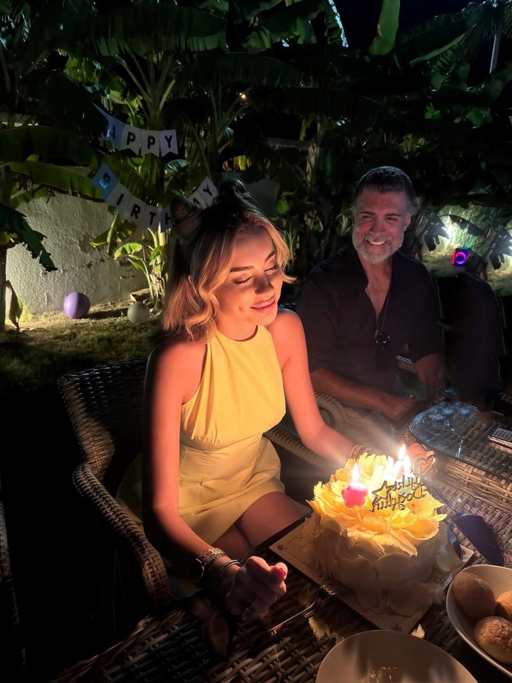 Özcan Deniz'in eşi Samar Dadgar'dan 31'inci yaşına özel pozlar - 4