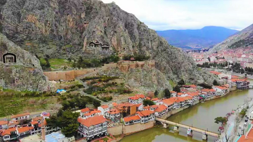 Amasya'da 2 bin 400 yıllık surlar restore ediliyor - 8