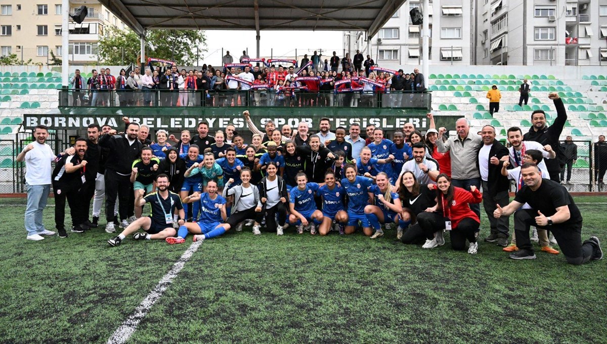 Kadın futbolunda atışmalar devam ediyor