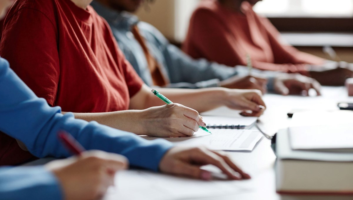Kurs tabelasına karekod zorunluluğu | İzinsiz hazırlık kurslarının tespiti yapılacak Kurs tabelasına karekod zorunluluğu | İzinsiz hazırlık kurslarının tespiti yapılacak