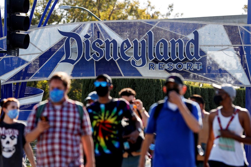 Disneyland Paris 7,5 ay sonra kapılarını yeniden açtı - 1
