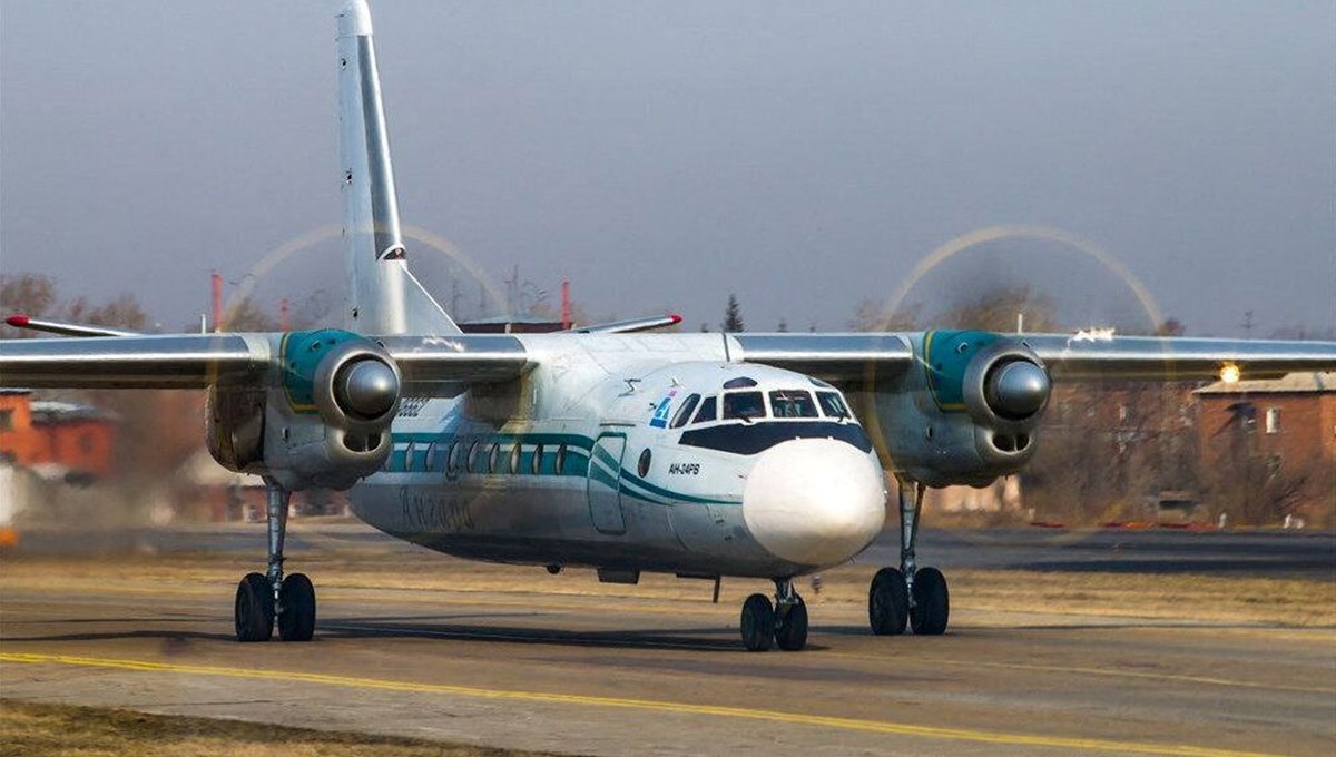 Rusya'da yolcu uçağı düştü!