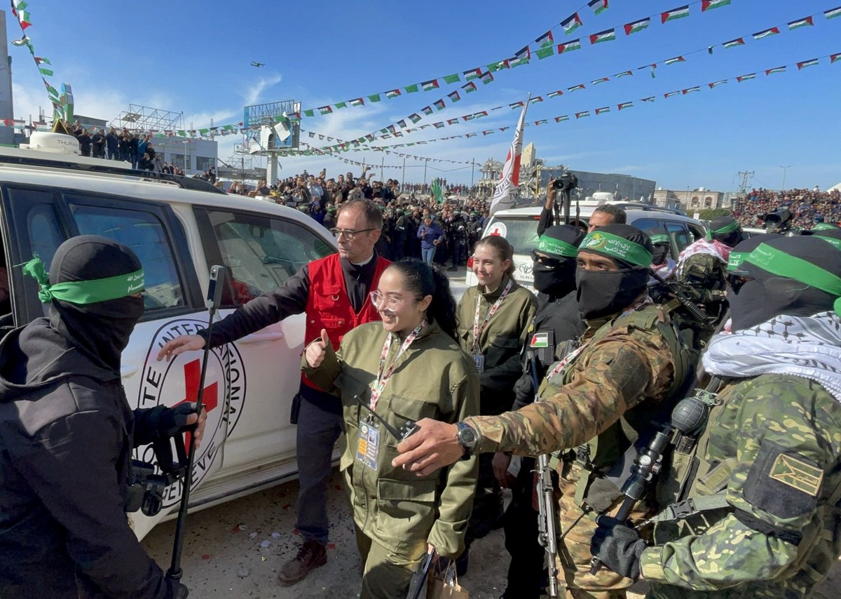 YiZSf9UcBEiKABrpWCMcTw.jpg