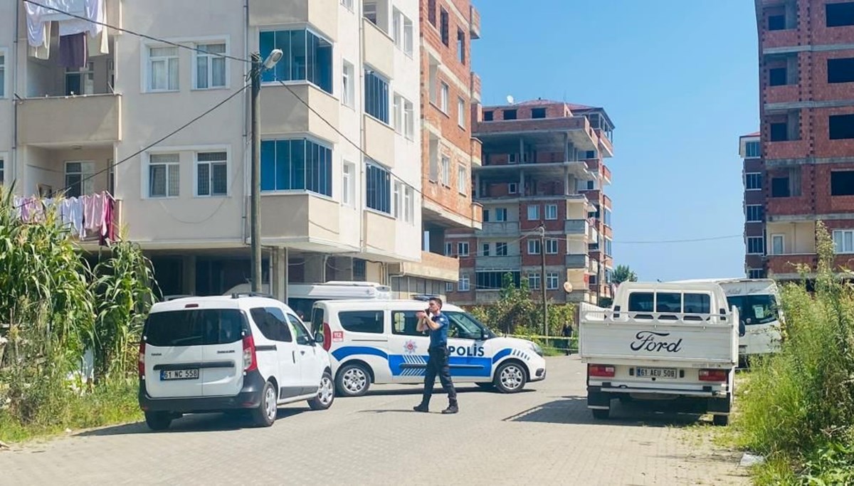 Trabzon’da akrabaların kavgasında kan aktı: 1’i ağır 2 yaralı