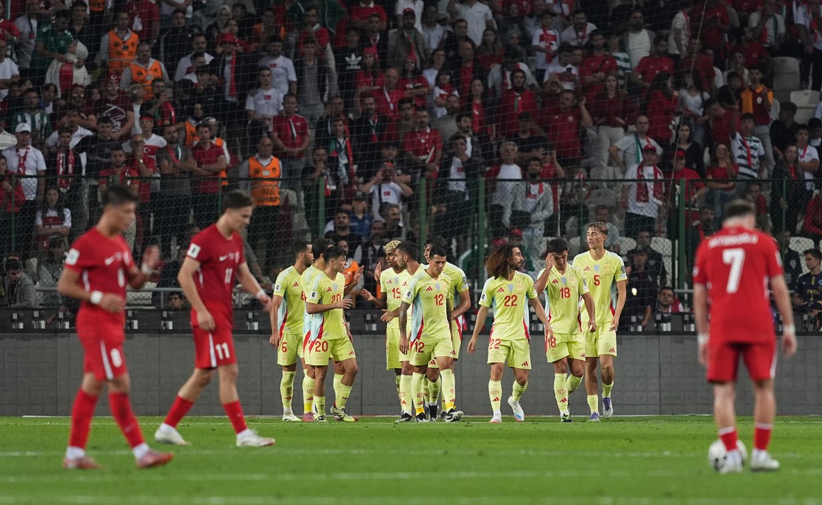 İspanya Milli Takımı; attığı gol sonrası sevinç, A Milli Takım ise üzüntü yaşadı.