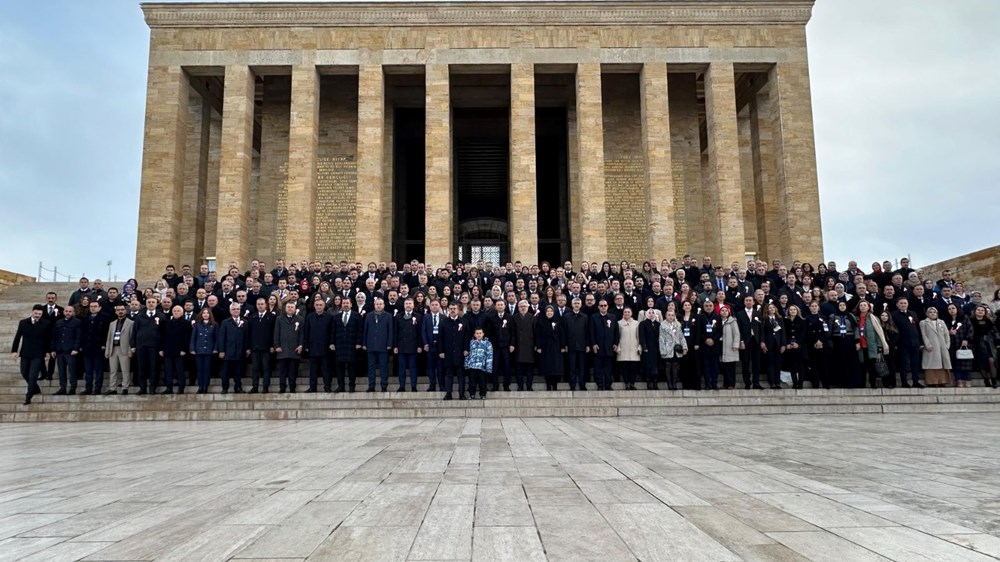 Milli Eğitim Bakanı Yusuf Tekin, 81 ilden gelen öğretmenlerle Anıtkabir'i ziyaret etti - 8