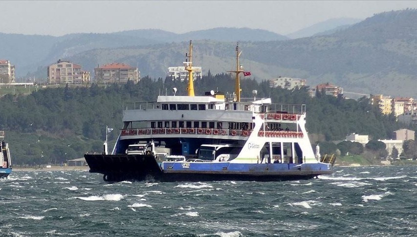 Bazı feribot seferleri iptal edildi