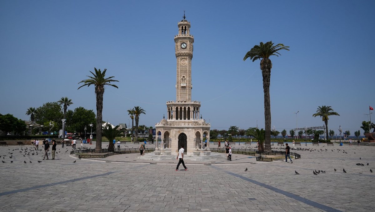 İzmir'de bayram sessizliği hakim