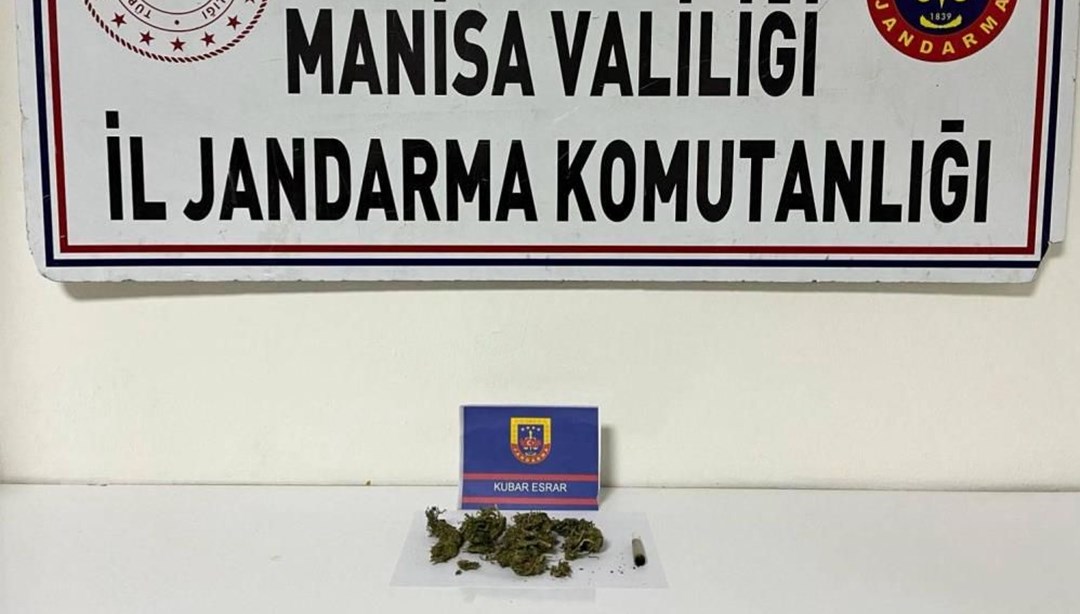 Manisa’da durdurulan araçtan uyuşturucu çıktı