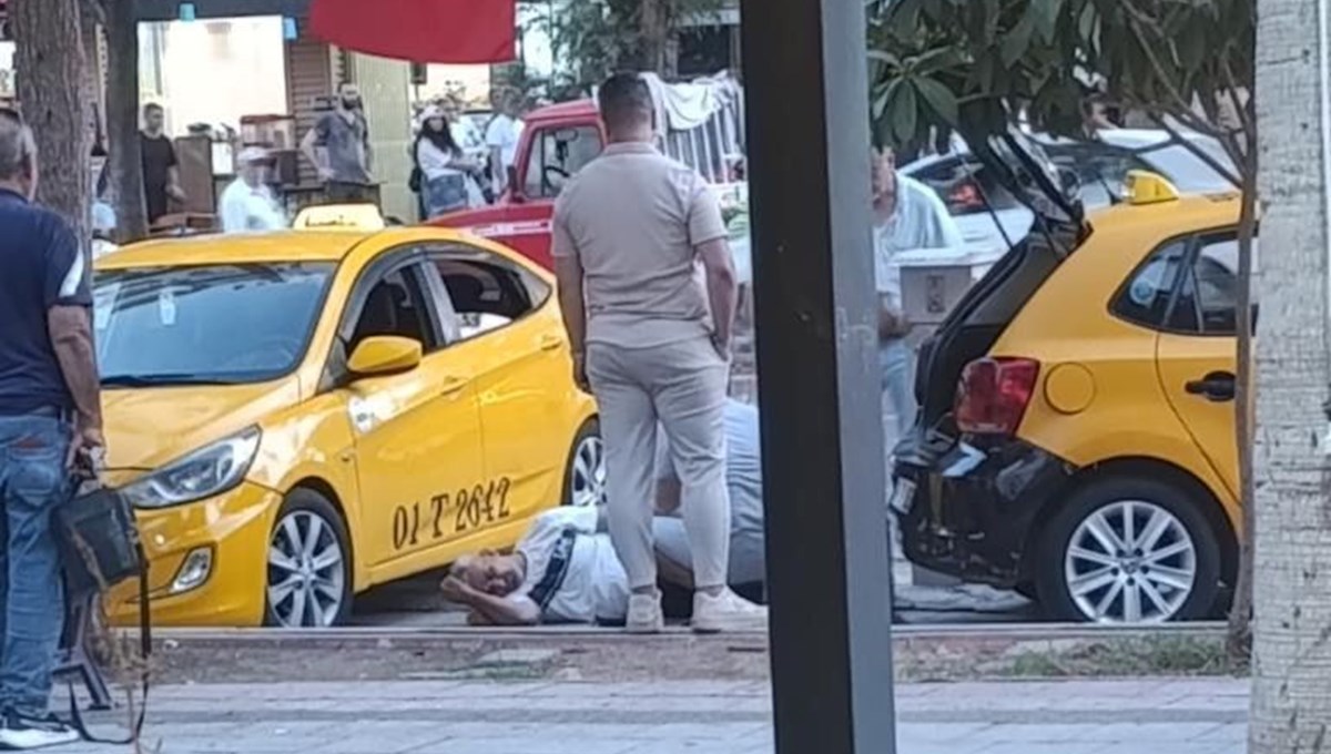 Taksi durağında silahlı saldırı: İki yaralı