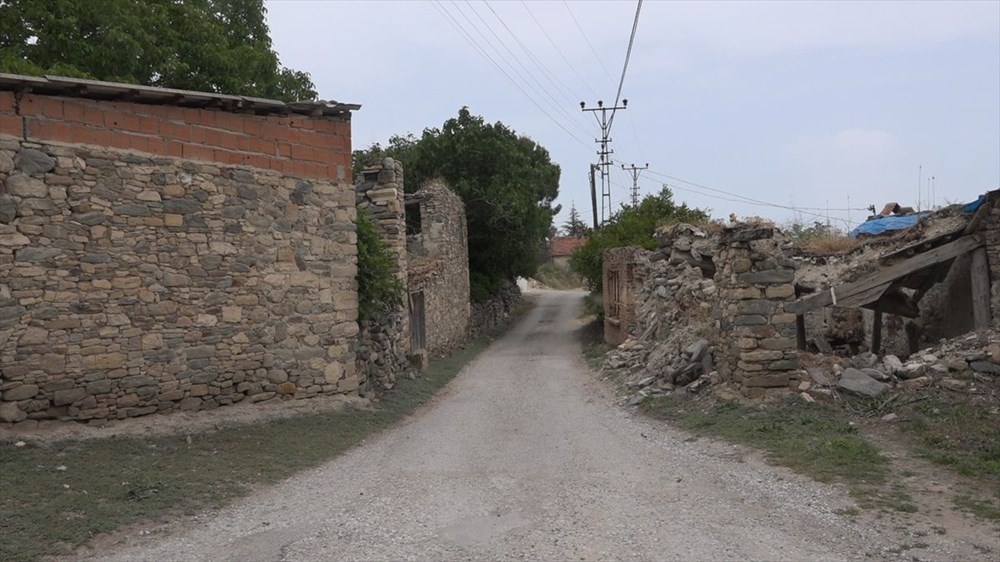 Helenistik dönemde kurulan Attouda Antik Kenti'nde yaşam devam ediyor - 13