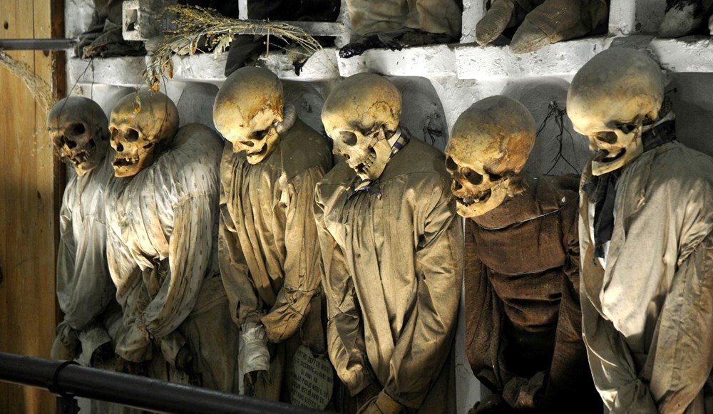 Capuchin Yeraltı Mezarları'nda sergilenen çocuk mumyalarının 200 yıllık sırrı çözülüyor - 3