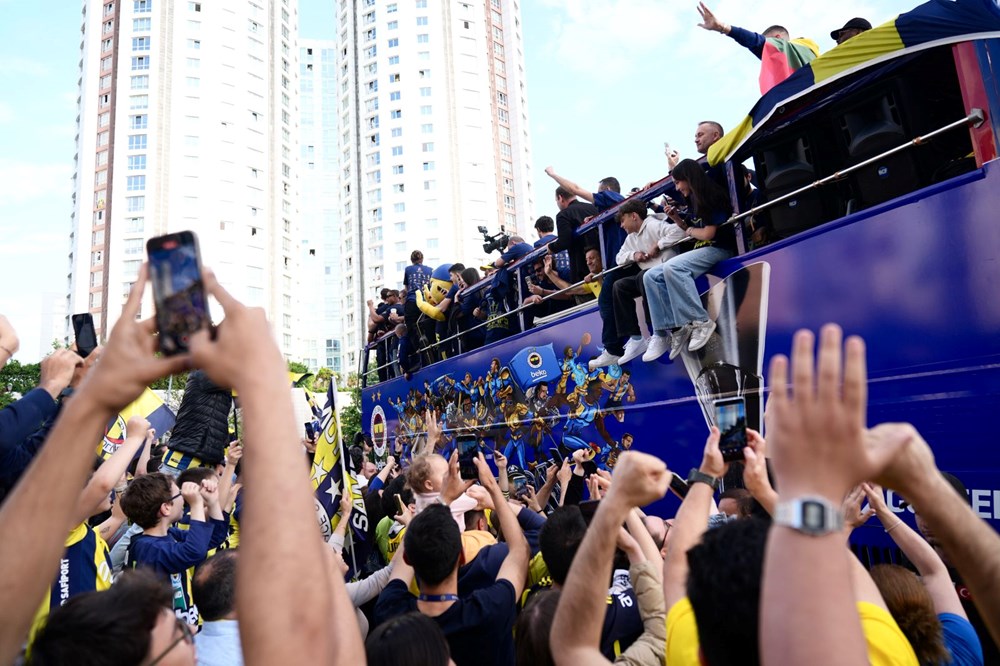 Fenerbahçe Beko, EuroLeague şampiyonluğunu kutluyor - 4