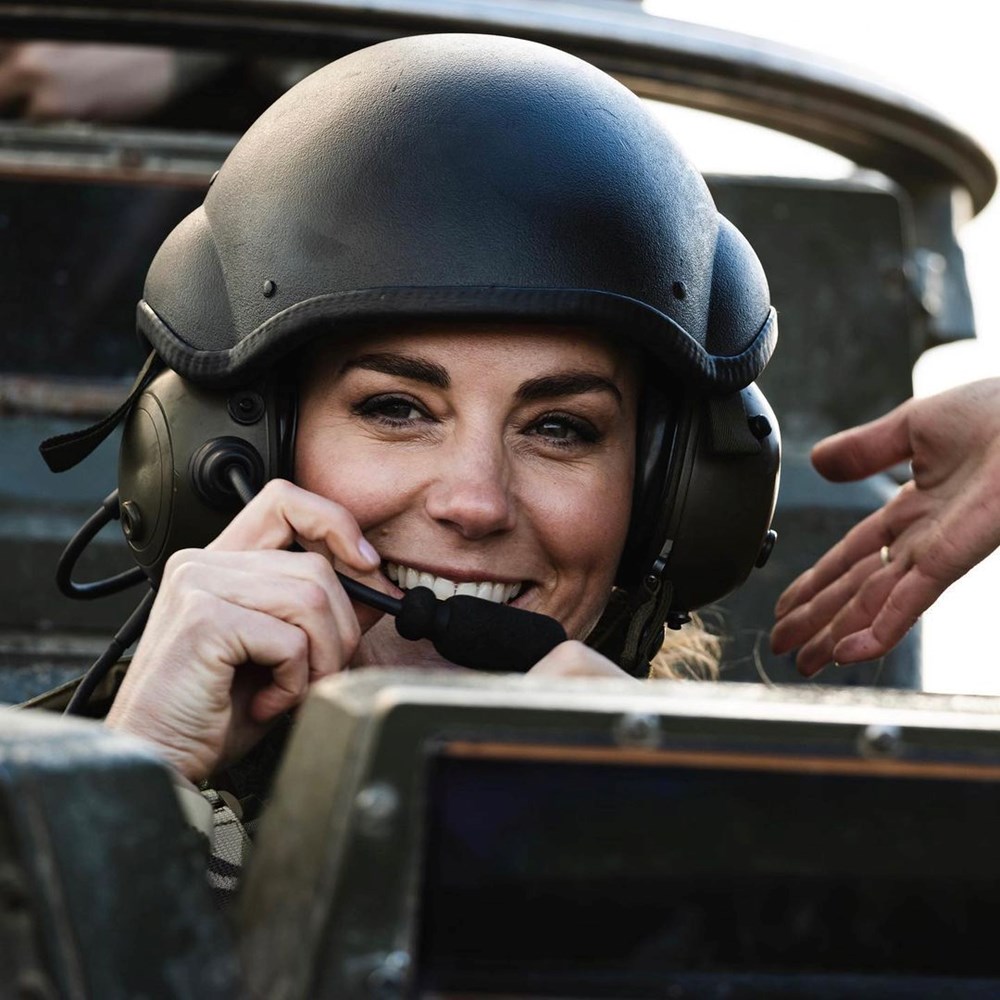 Kate Middleton askeri akademiyi ziyaret etti - 1