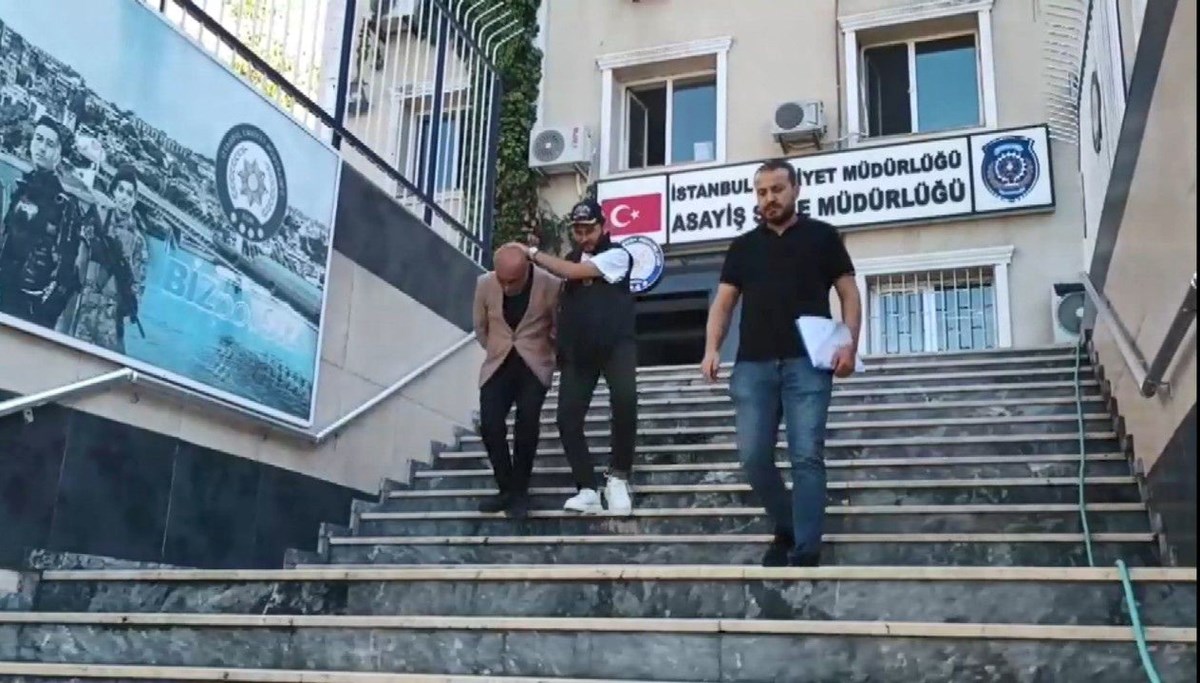 Telefondaki dolandırıcıya inandı: 1 milyon lirayı aşkın parayı gönderdi Telefondaki dolandırıcıya inandı: 1 milyon lirayı aşkın parayı gönderdi