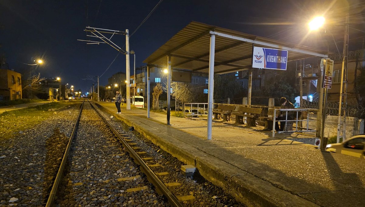 Adana'da bıçaklı kavga: İki kardeş öldürüldü Adana'da bıçaklı kavga: İki kardeş öldürüldü