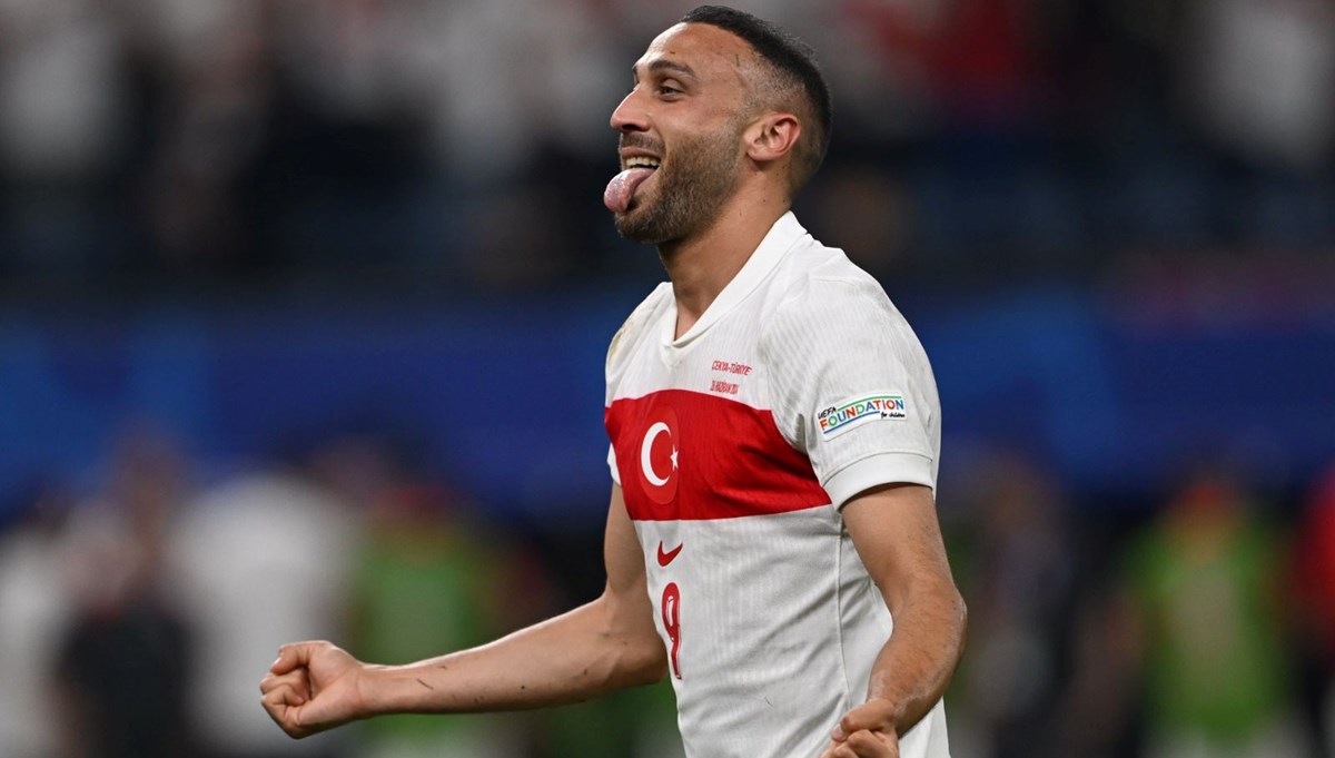 Fenerbahçe Cenk Tosun'u açıkladı Fenerbahçe Cenk Tosun'u açıkladı