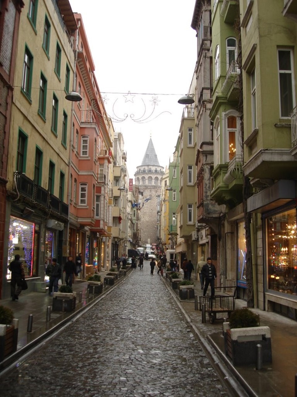 Beyoğlu’nda en turistik cadde yayalaştırılıyor - 1