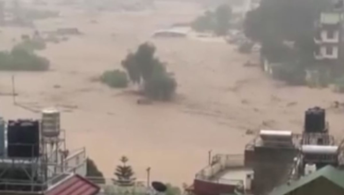 Nepal'de sel ve heyelan: 10 ölü Nepal'de sel ve heyelan: 10 ölü