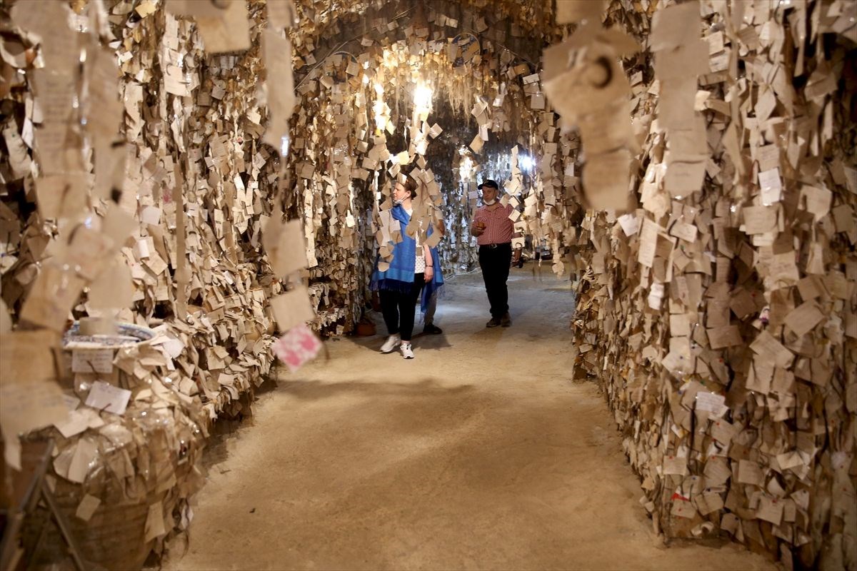 коллекционер волос. музей волос в турции. музей волос (аванос, турция). музей волос в аваносе. музей волос (аванос, турция).