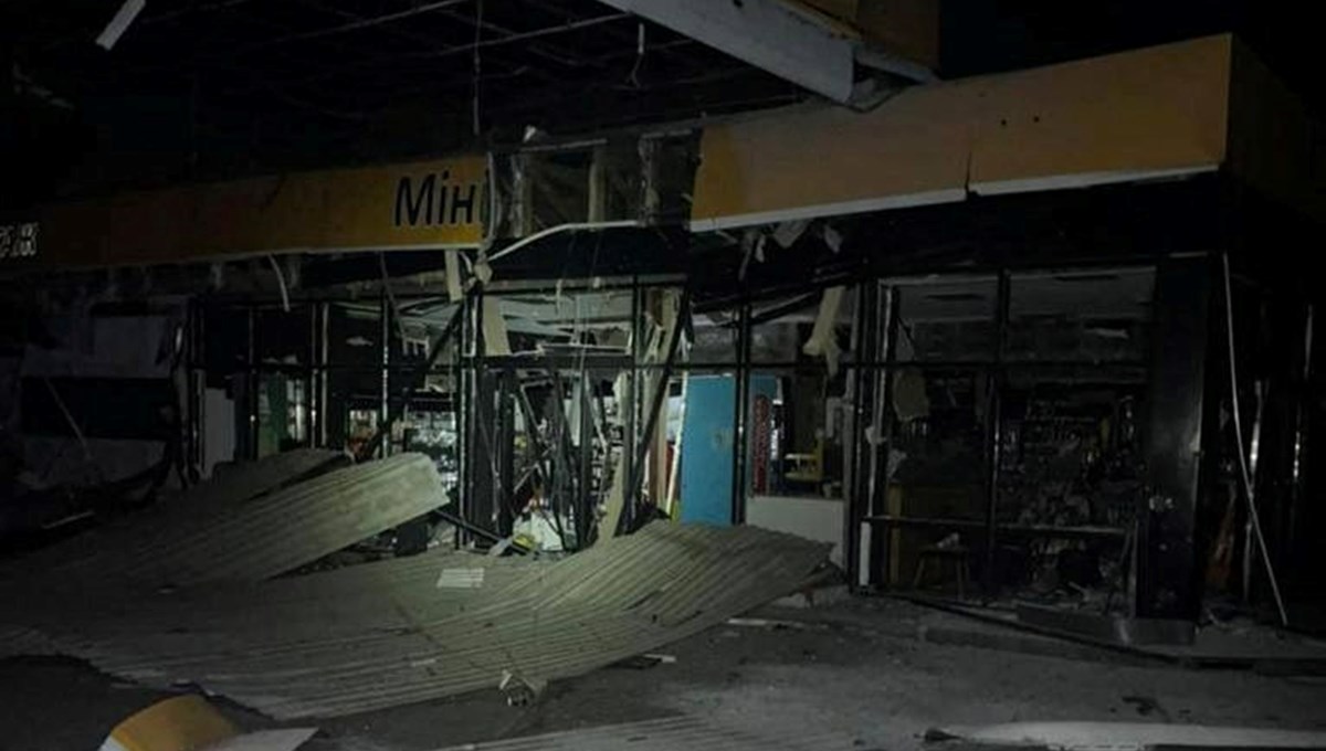 Rus güçlerinin Dnipro kentine düzenlediği saldırıda iki kişi yaşamını yitirdi