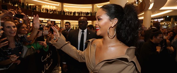Rihanna ile Arap milyarder Hassan Jameel nişanlandı iddiası
