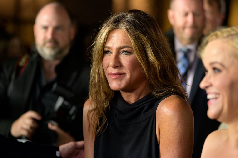 Nilgün Belgün takipçilerini geçmişe götürdü: Bu fotoğraf Marmaris'te çekildi (Ünlülerin çocukluk ve gençlik halleri) - 324