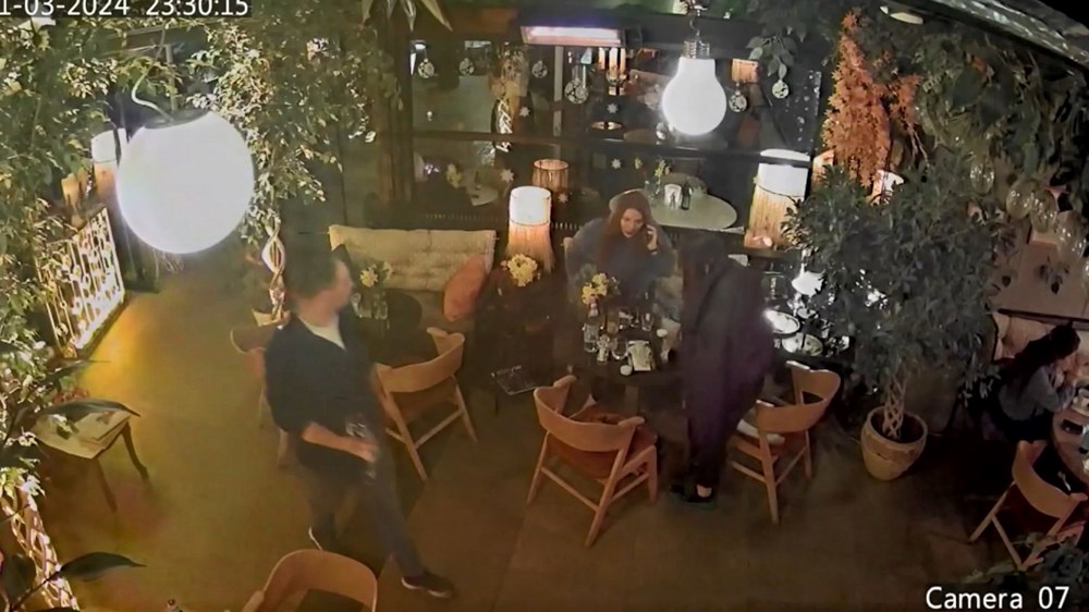 Türkiye’nin konuştuğu firar: T.C’nin babası Bülent Cihantimur gazetecileri görünce polis merkezine girmeden kaçtı - 2