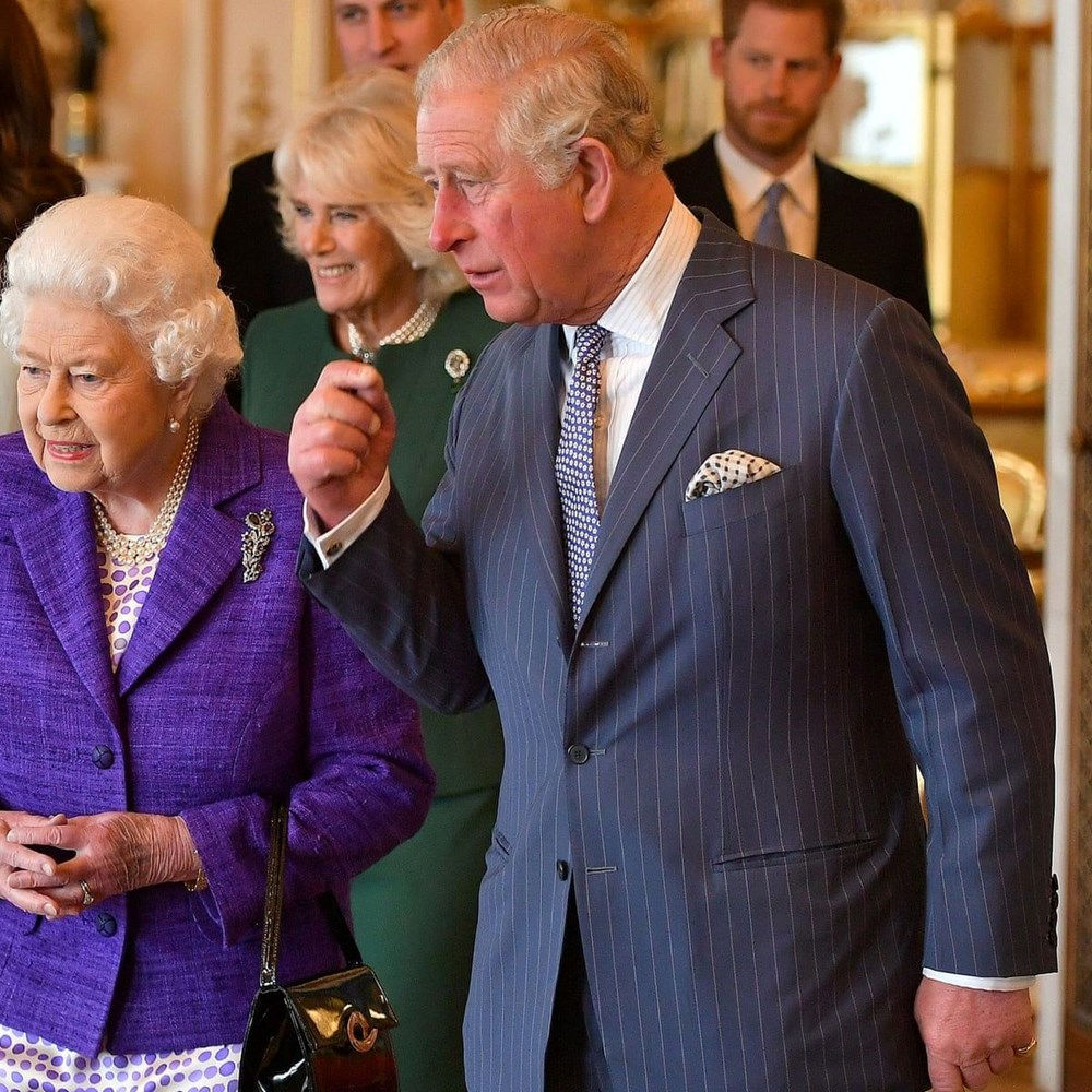 İngiltere'nin yeni kralının sosis parmakları endişe kaynağı oldu: 3. Charles hasta mı? - 8