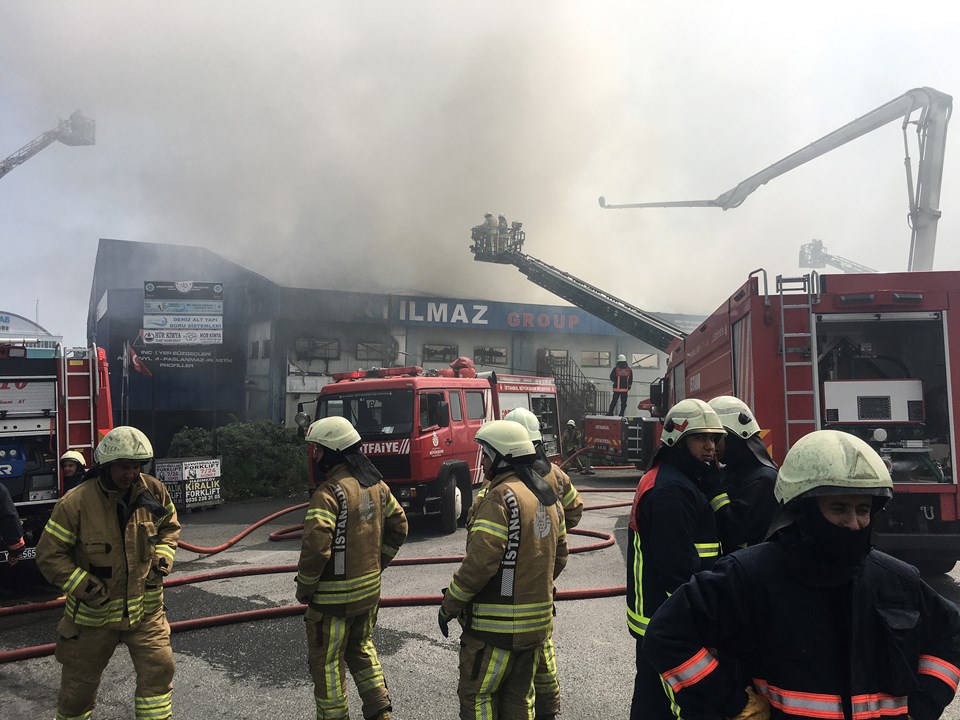Hadımköy'de fabrika yangını - 1
