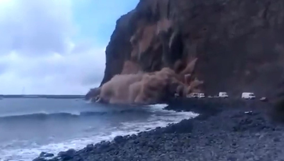 Kanarya adalarında dağ yamacında heyelan