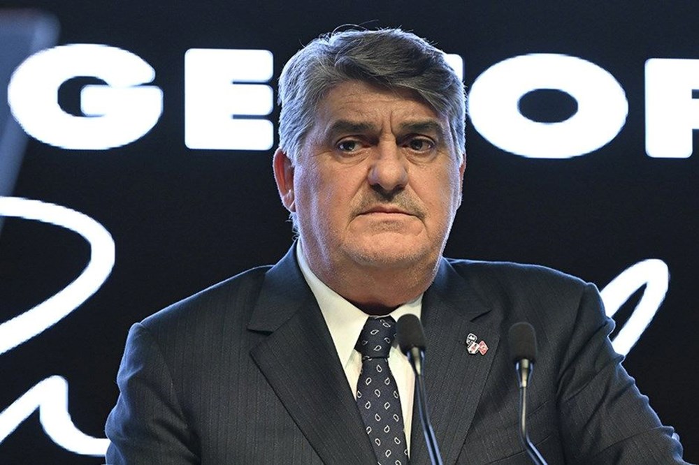 Serdal Adalı'dan çarpıcı itiraflar: Çebi yönetiyor diyenin alnını karışlarım | Galatasaray derbisi yabancı hakemle oynanacak - 11