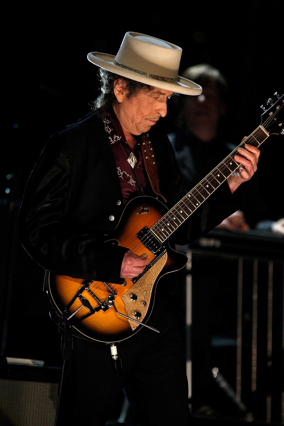 Bob Dylan Nobel ödülünü aldı - 1
