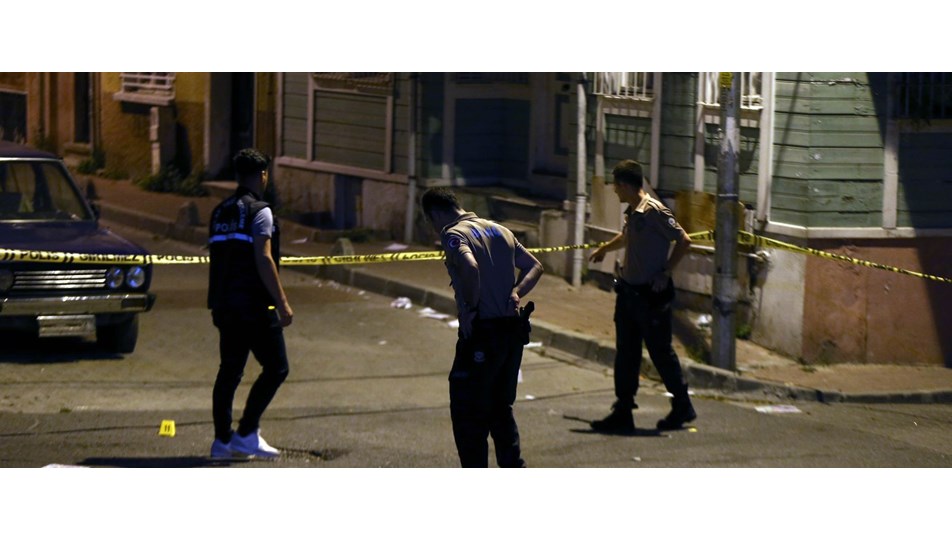 İstanbul'da silahlı saldırı: 1 ölü, 1 yaralı