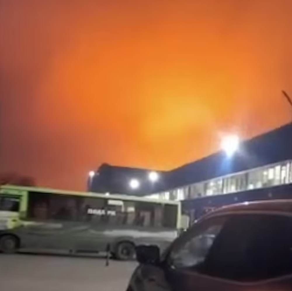 Kıyamet sahneleri: Rus petrol rafinerisinde yangın! - 2