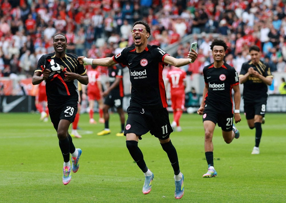 Galatasaray'a iki finalist birden: Şampiyonlar Ligi'ndeki bir muhtemel rakip daha belli oldu - 15