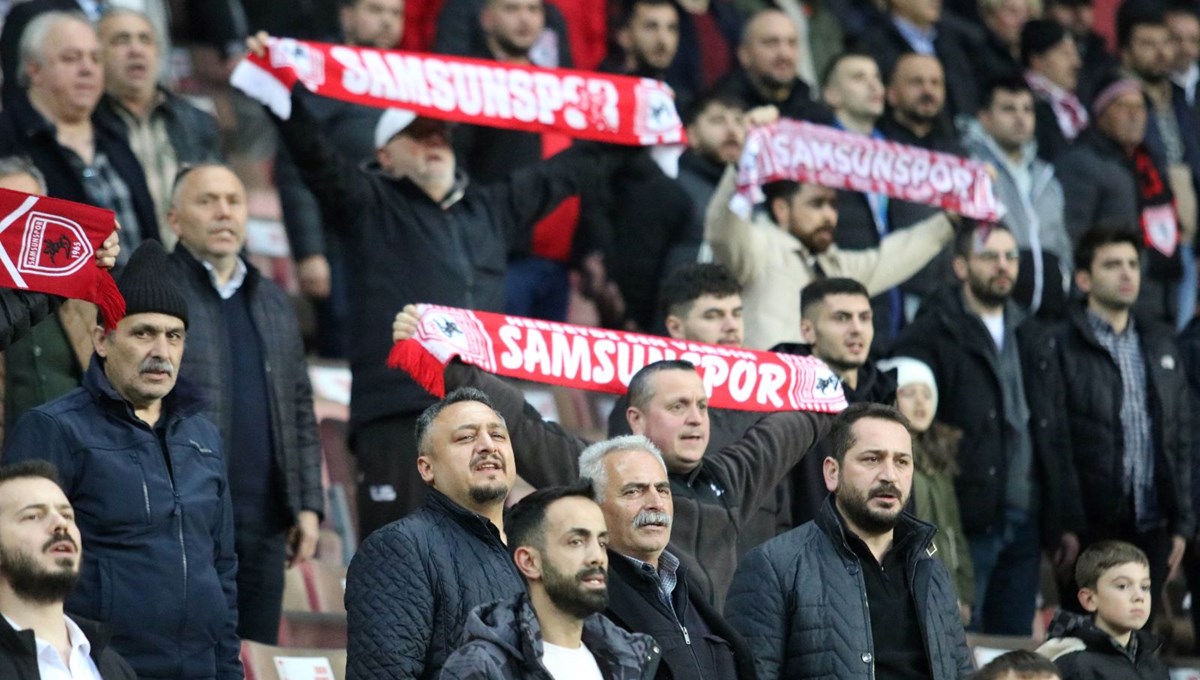 Samsunspor bilet fiyatlarını yarıya indirdi Samsunspor bilet fiyatlarını yarıya indirdi
