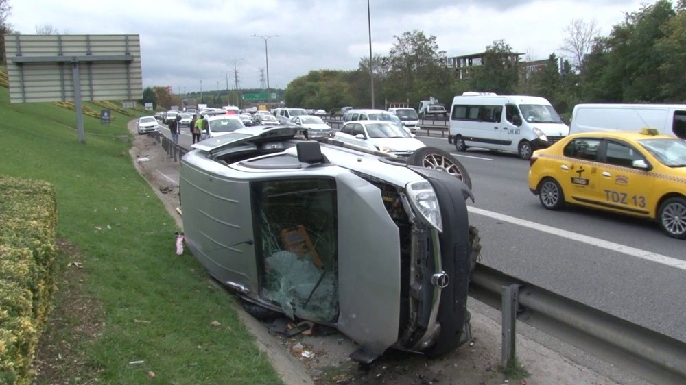 Takla atan araç FSM trafiğini kilitledi - 4