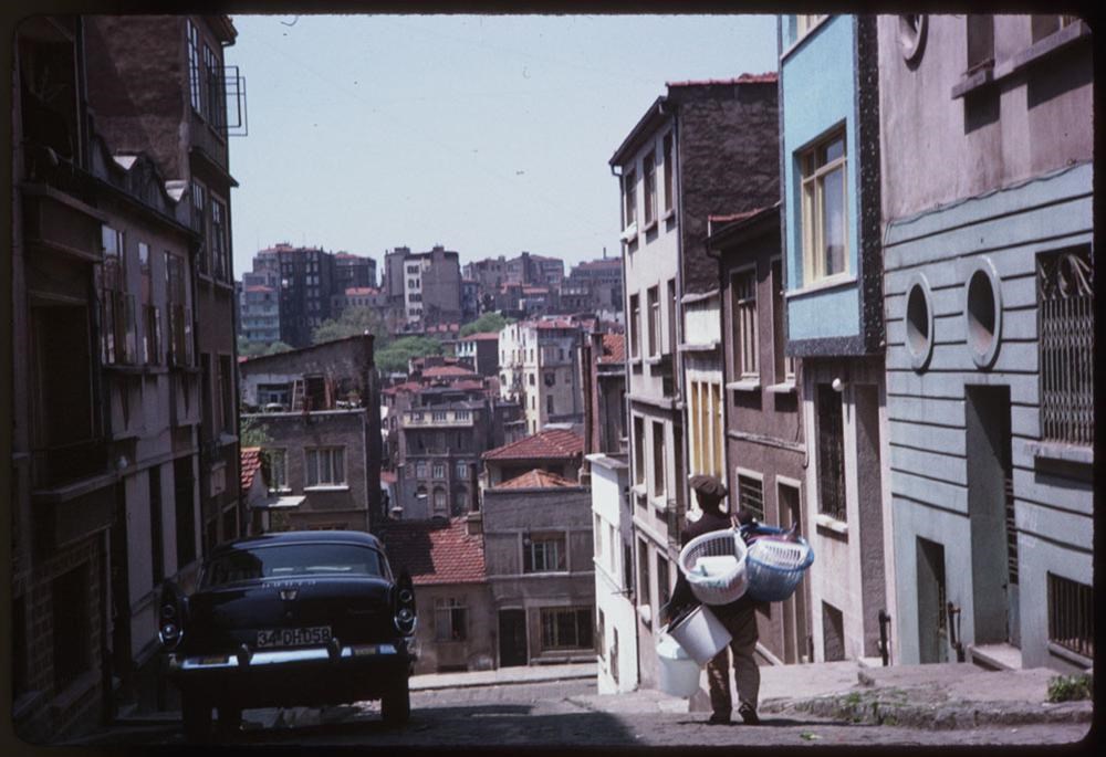 Турция 1960. 1960 Годы Истамбул. Улица Винтаж Стамбул. Стамбул контрасты.