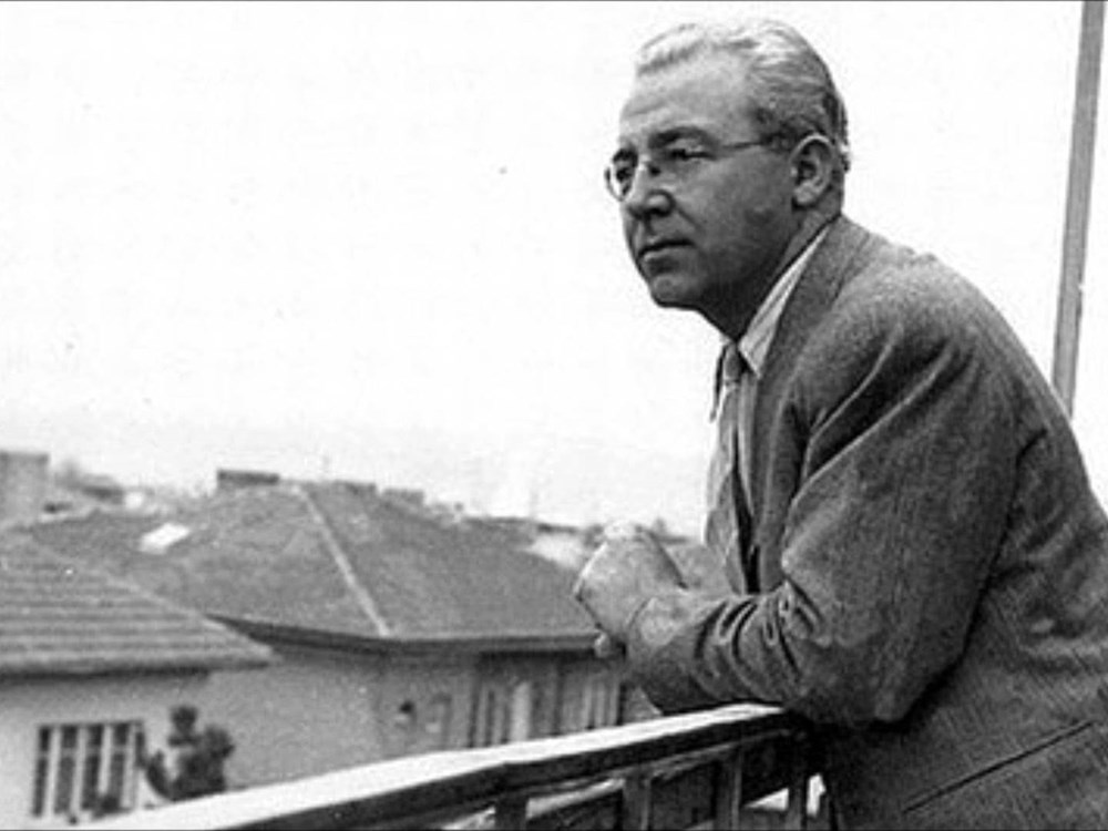 Kürk Mantolu Madonna, Sabahattin Ali