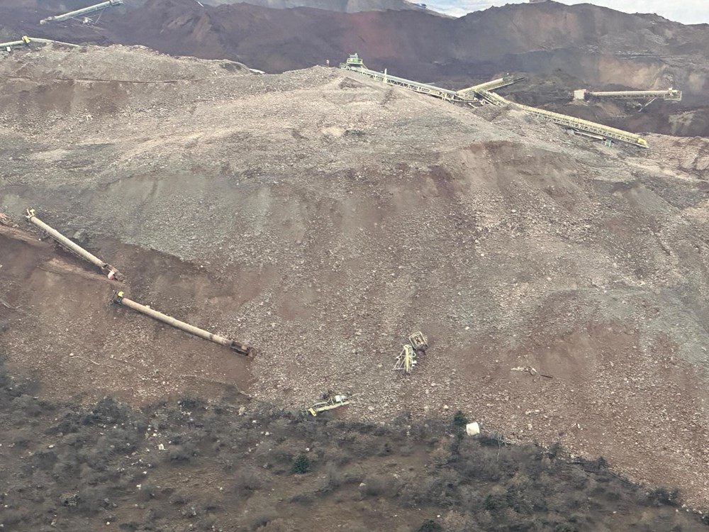 Erzincan İliç’te altın madeni faciası |  İşçilerden 5'i konteynerde, 3'ü araçta, 1'i kamyonda - 7
