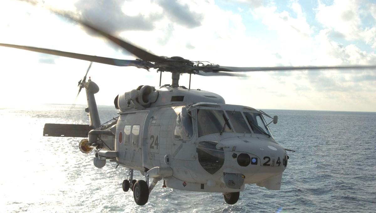 Japon Donanmasına ait 2 helikopter düştü: 1 mürettebat öldü Japon Donanmasına ait 2 helikopter düştü: 1 mürettebat öldü