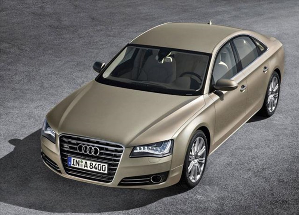 2011-audi-a8