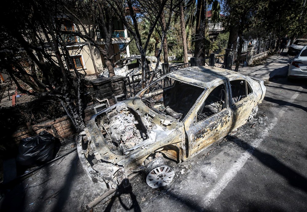 Çanakkale'de yangının izleri: Evler ve araçlar kül oldu - 12